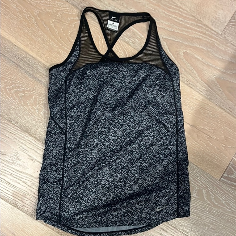 Nike dri-fit tank